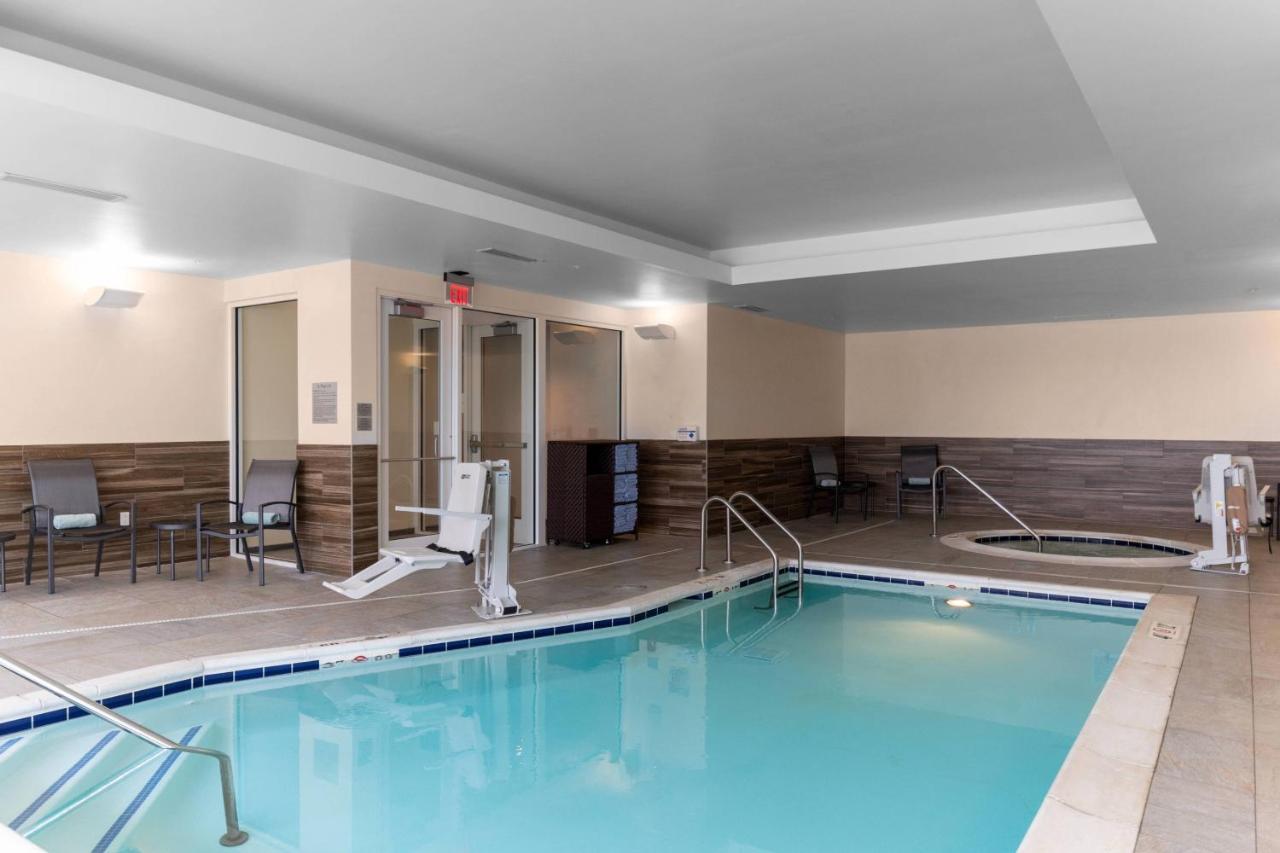 | Fairfield Inn & Suites Columbus New Albany