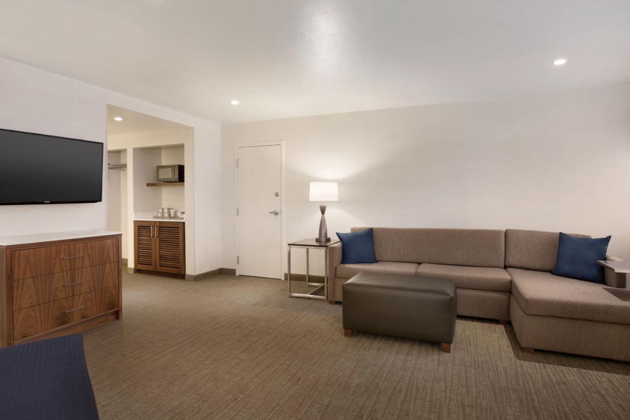  | Delta Hotels by Marriott Helena Colonial