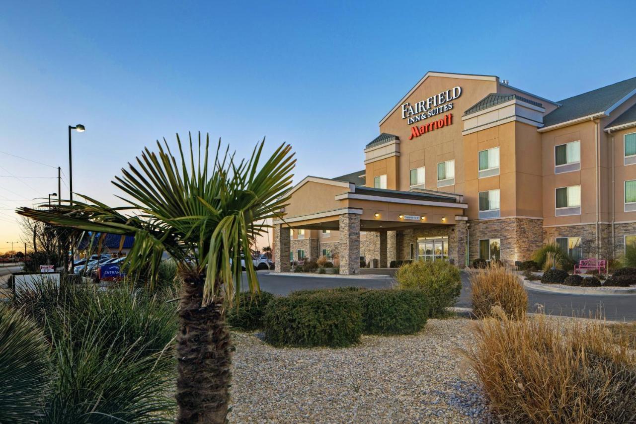 | Fairfield Inn and Suites Carlsbad