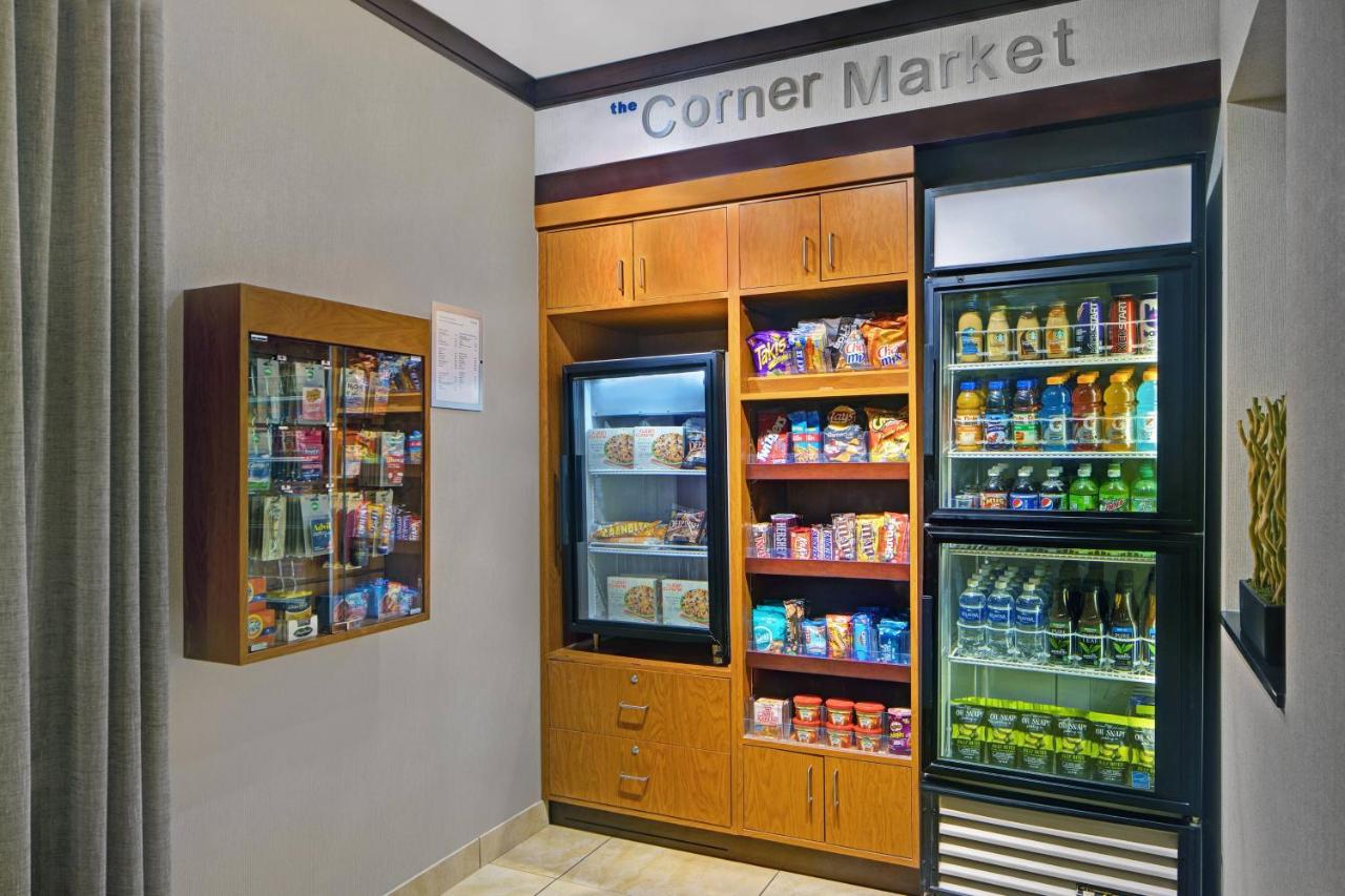 | Fairfield Inn and Suites Carlsbad