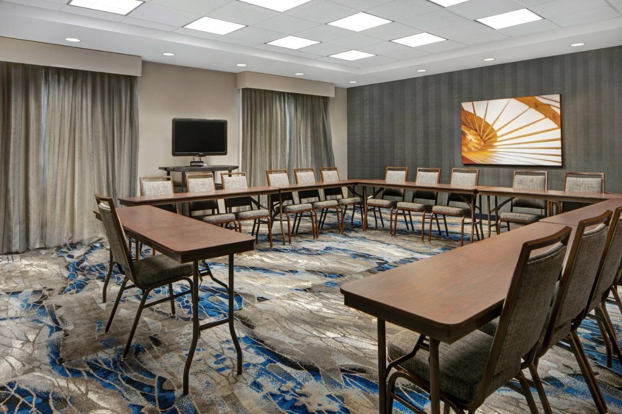 | Fairfield Inn and Suites Carlsbad