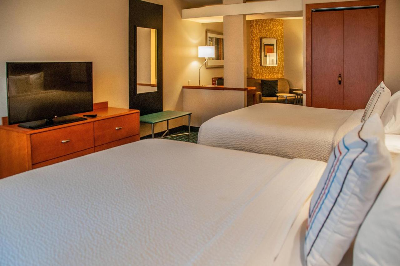 | Fairfield Inn & Suites Colorado Springs N./Air Force Academy