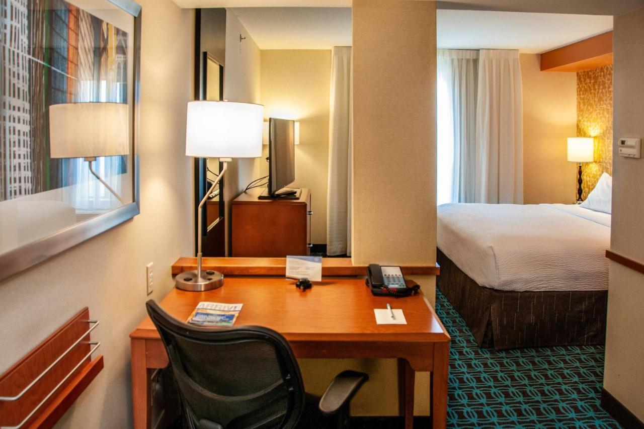 | Fairfield Inn & Suites Colorado Springs N./Air Force Academy