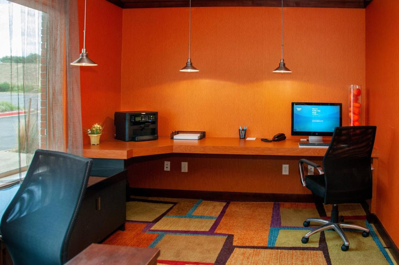 | Fairfield Inn & Suites Colorado Springs N./Air Force Academy