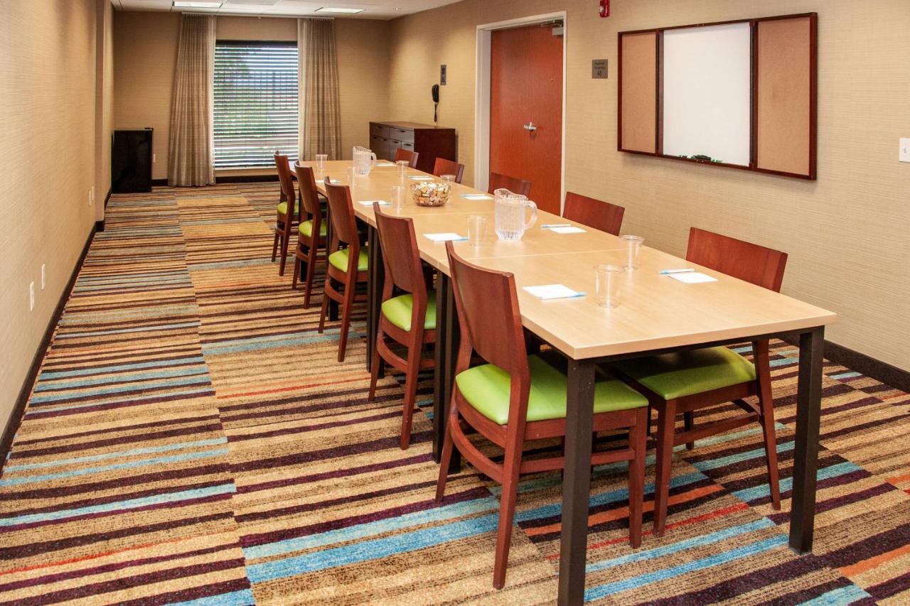 | Fairfield Inn & Suites Colorado Springs N./Air Force Academy