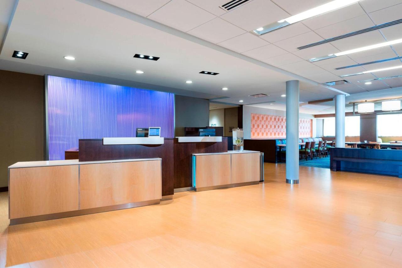 | Fairfield by Marriott Inn & Suites Palm Desert Coachella Valley