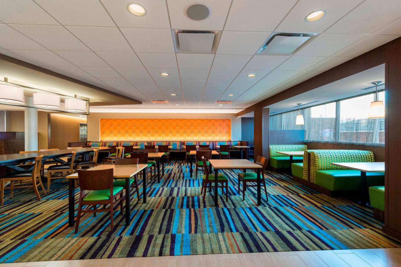 | Fairfield by Marriott Inn & Suites Palm Desert Coachella Valley