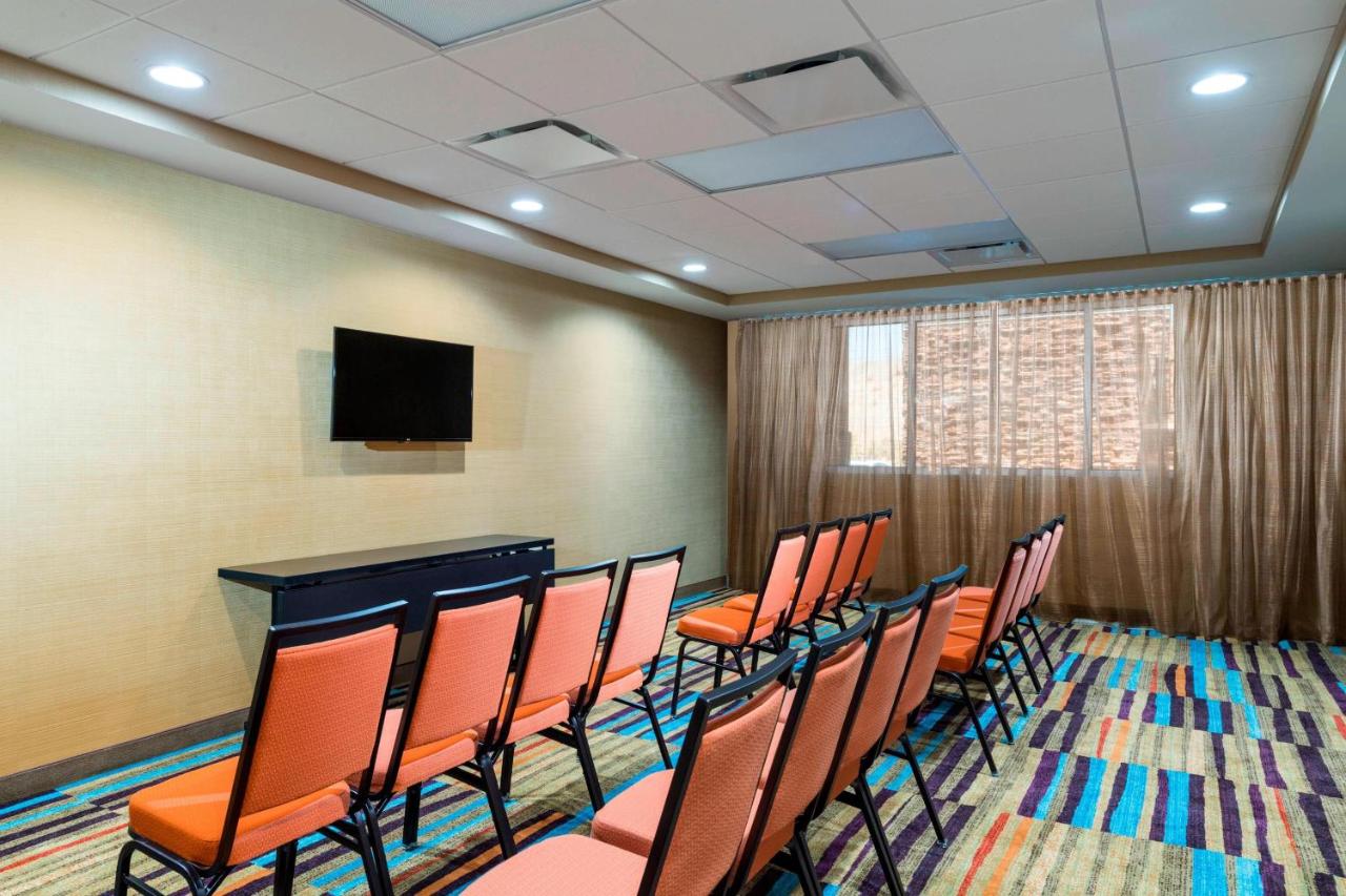 | Fairfield by Marriott Inn & Suites Palm Desert Coachella Valley