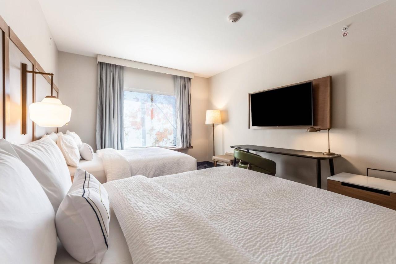 | Fairfield Inn & Suites Dallas Arlington South