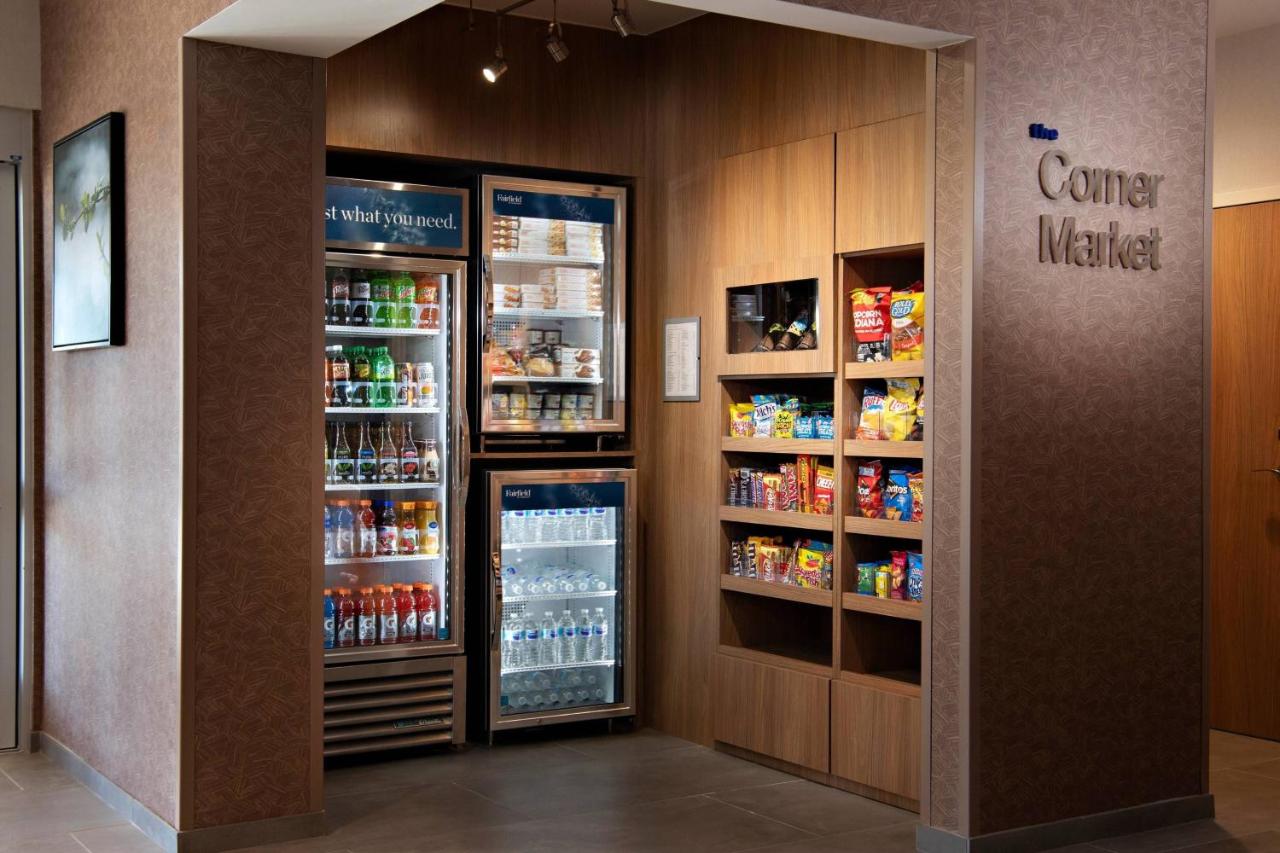 | Fairfield Inn & Suites by Marriott Dayton North