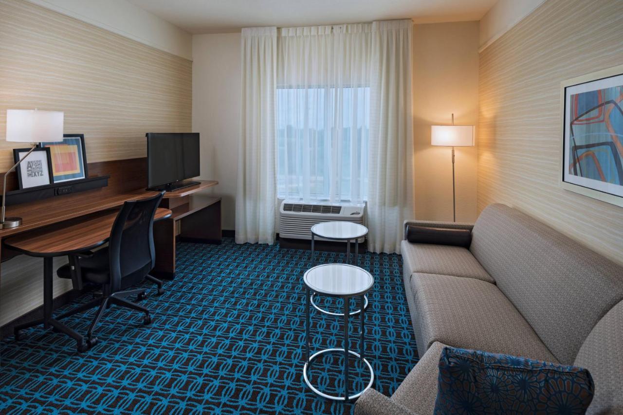 | Fairfield Inn & Suites by Marriott Dublin
