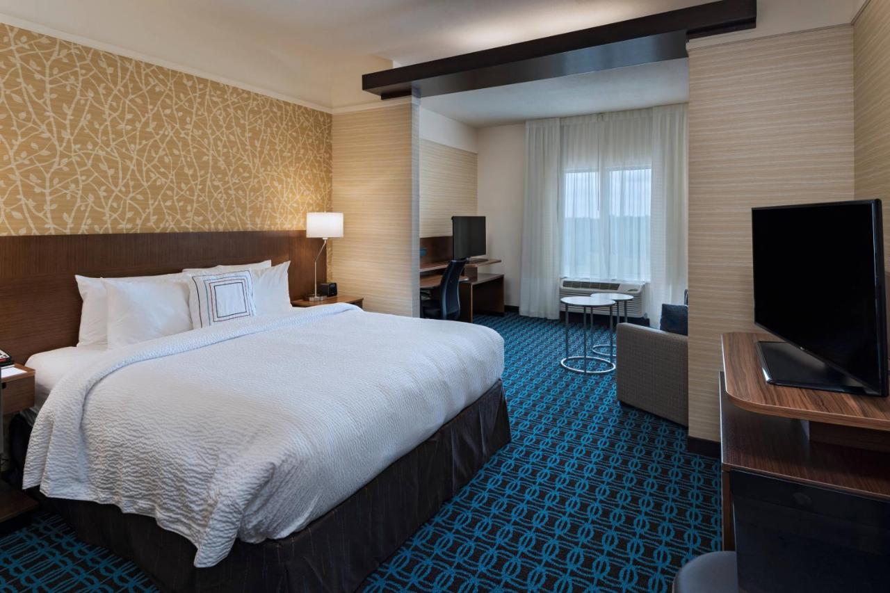 | Fairfield Inn & Suites by Marriott Dublin