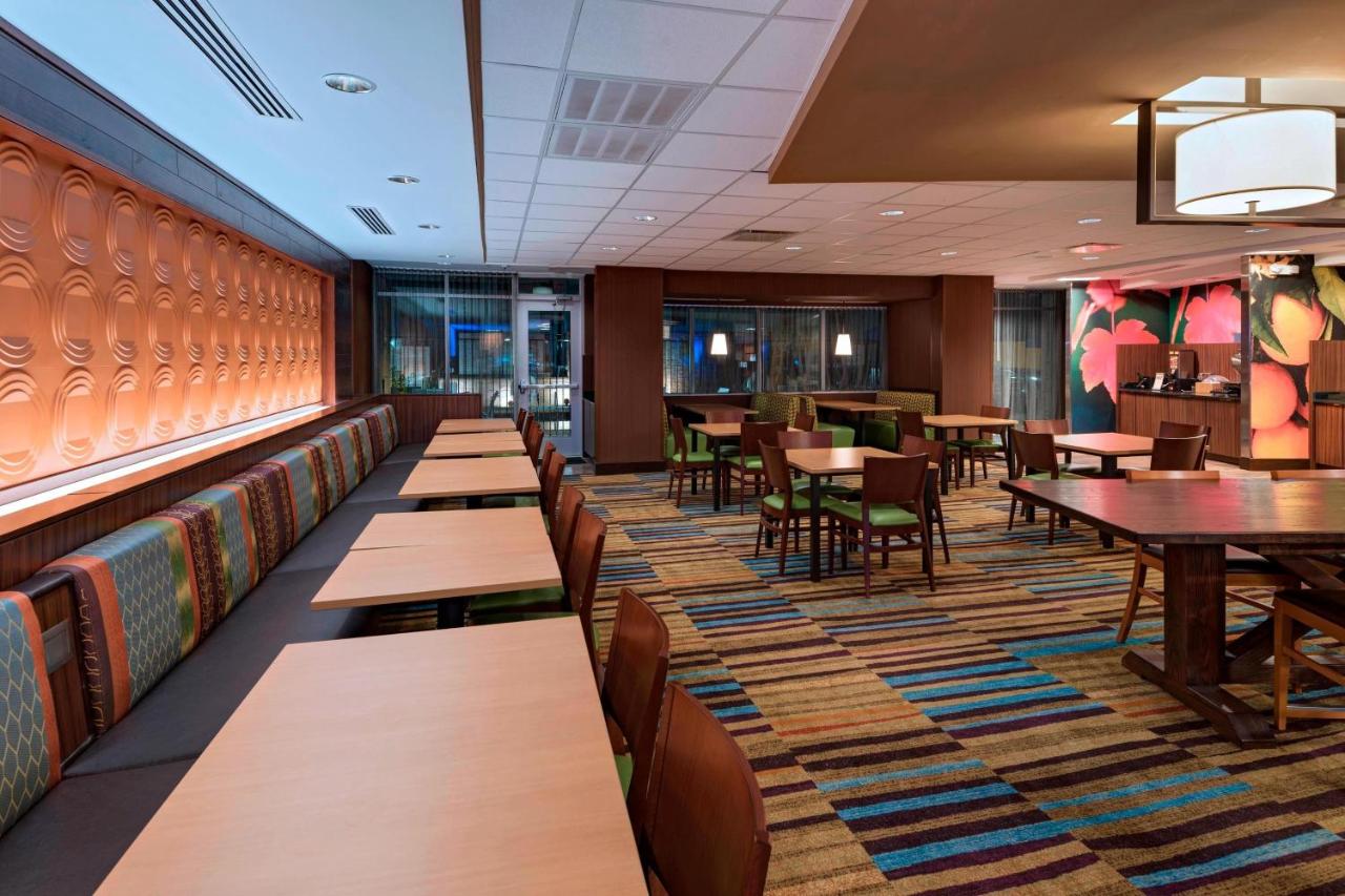 | Fairfield Inn & Suites by Marriott Dublin