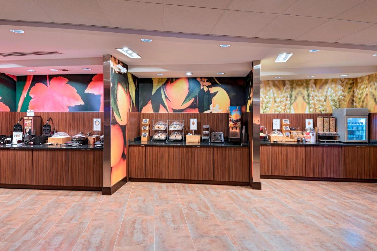 | Fairfield Inn & Suites by Marriott Dublin