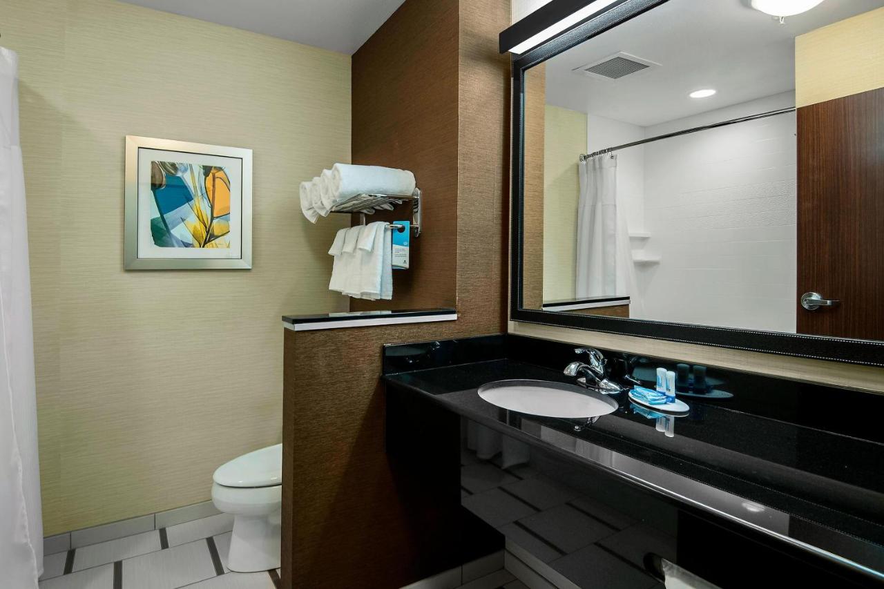 | Fairfield Inn & Suites Little Rock Benton