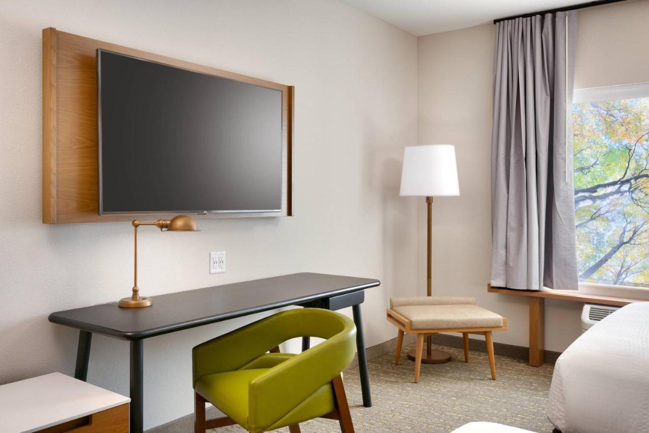 | Fairfield Inn & Suites Denver West/federal Center