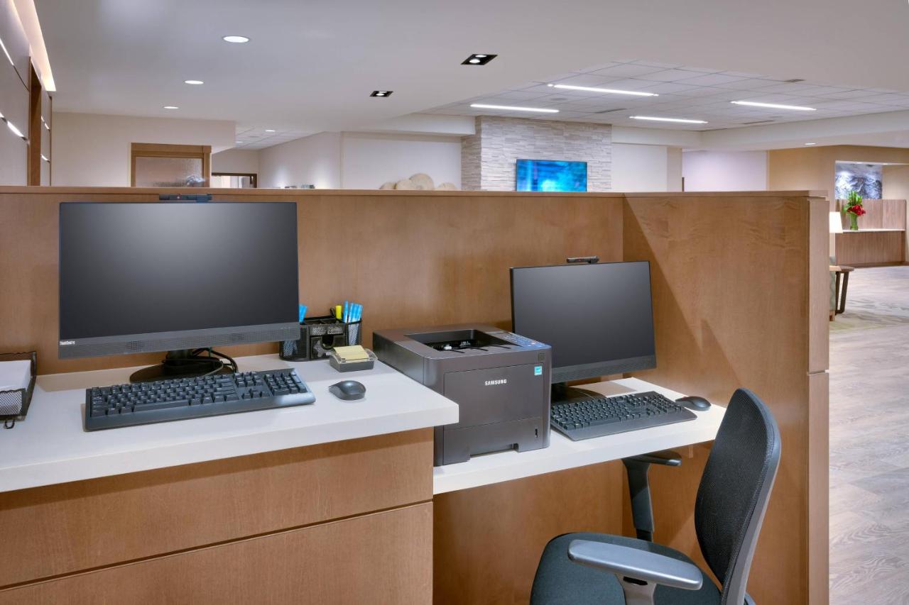 | Fairfield Inn & Suites Denver West/federal Center