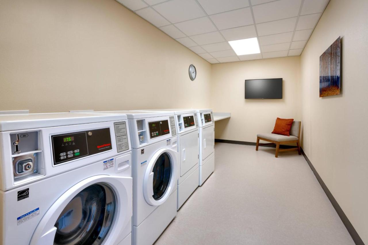 | Fairfield Inn & Suites Denver West/federal Center