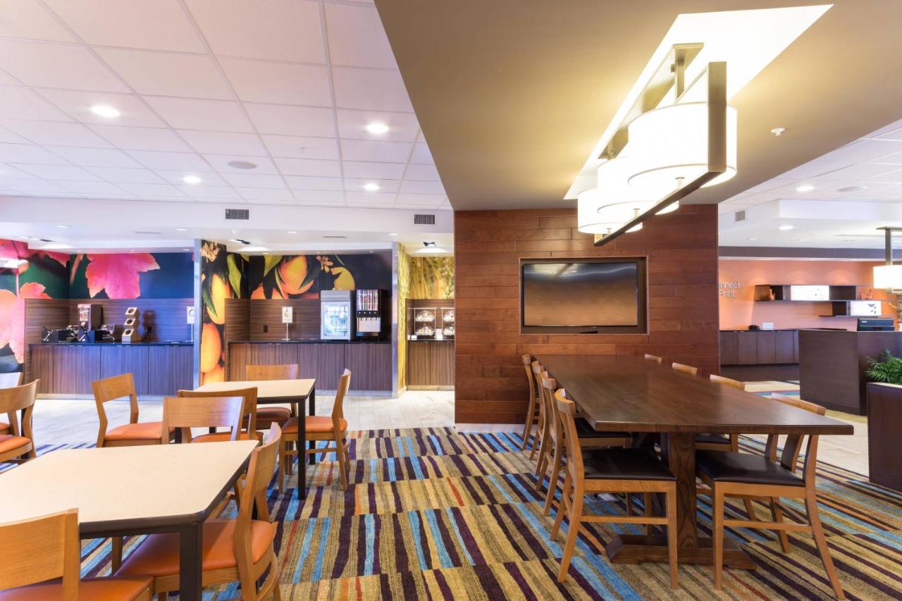  | Fairfield Inn & Suites by Marriott Decorah