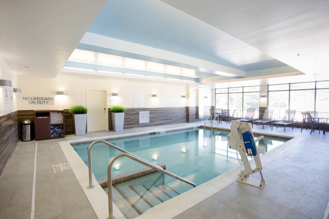  | Fairfield Inn & Suites by Marriott Decorah