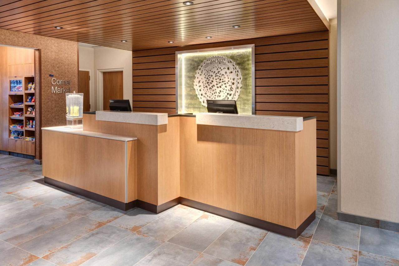 | Fairfield Inn & Suites by Marriott Lexington East/I-75