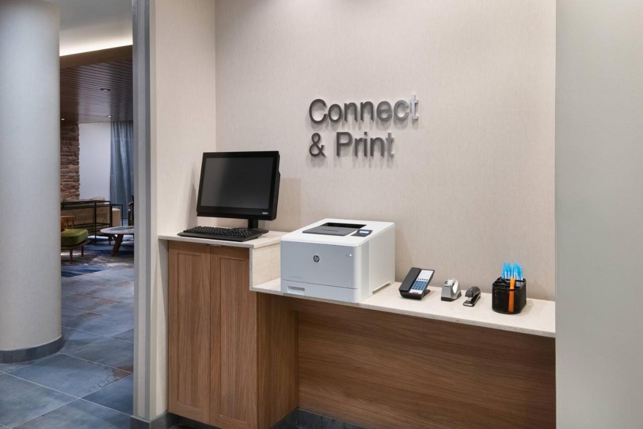 | Fairfield Inn & Suites by Marriott Lexington East/I-75