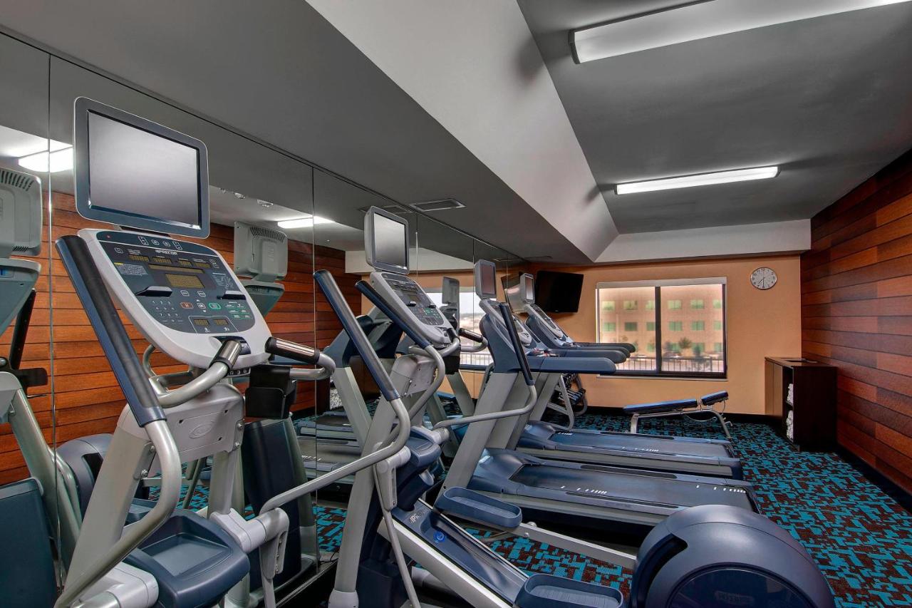 | Fairfield Inn & Suites by Marriott Fort Worth I-30 West Near NAS JRB