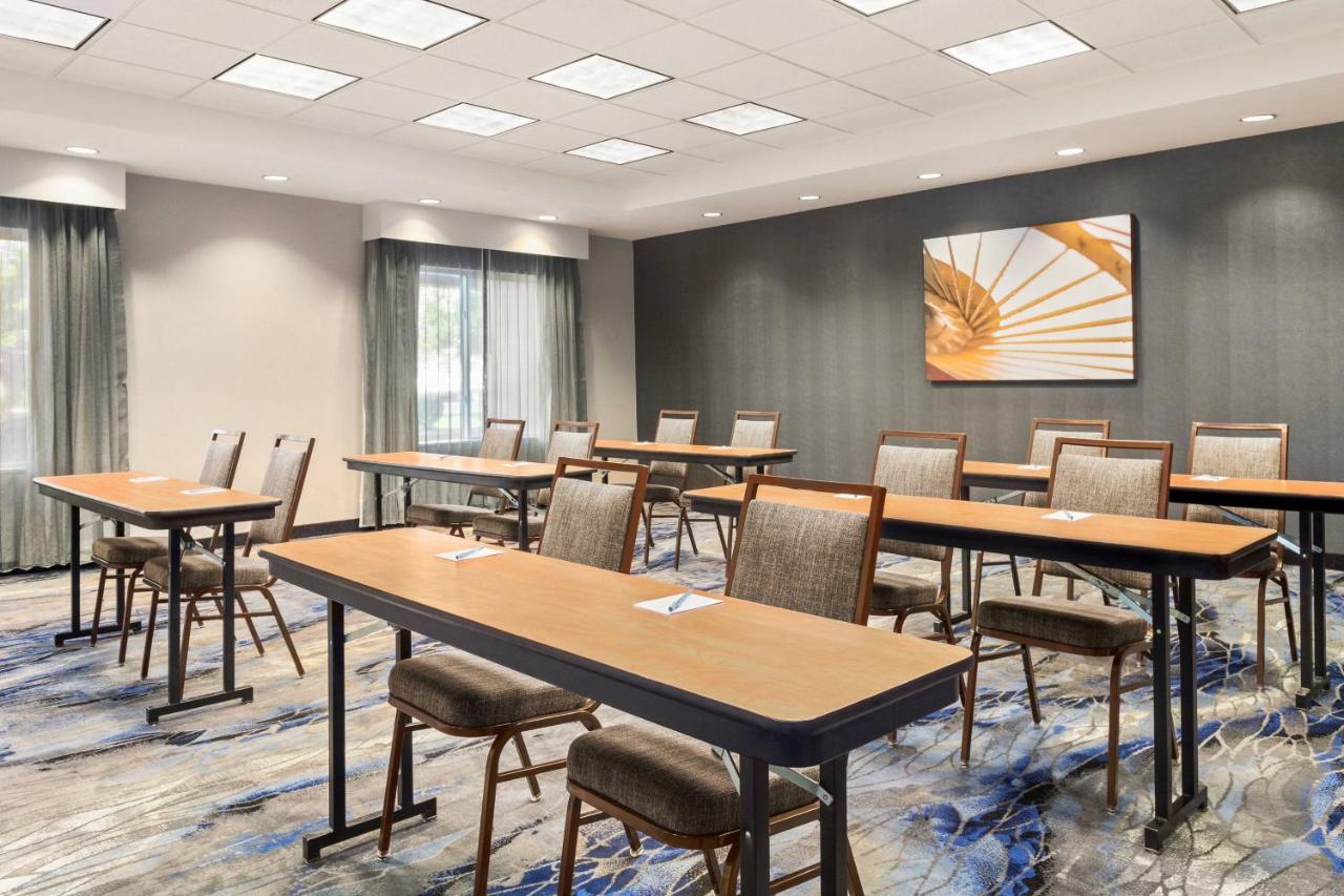  | Fairfield Inn & Suites by Marriott Reno Sparks