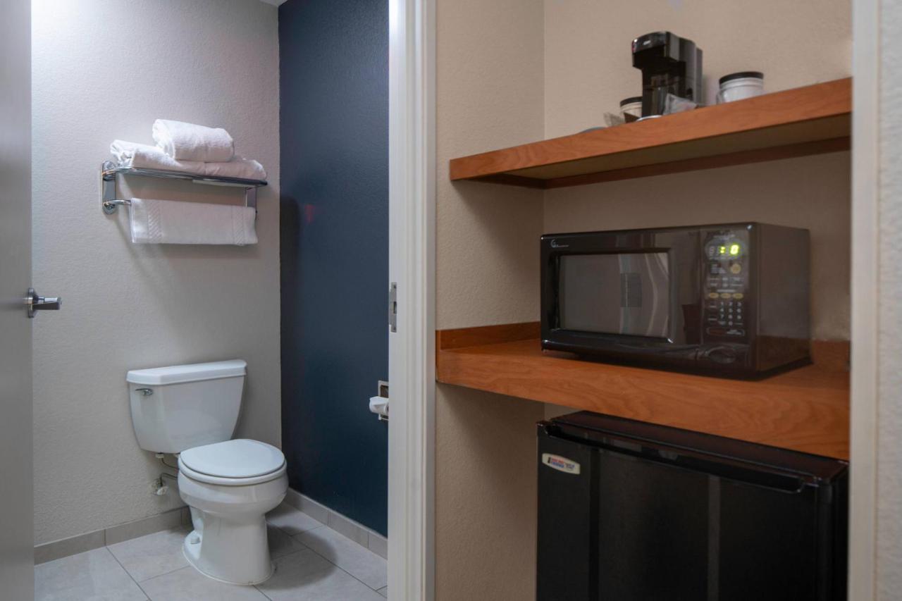  | Fairfield Inn & Suites Jefferson City