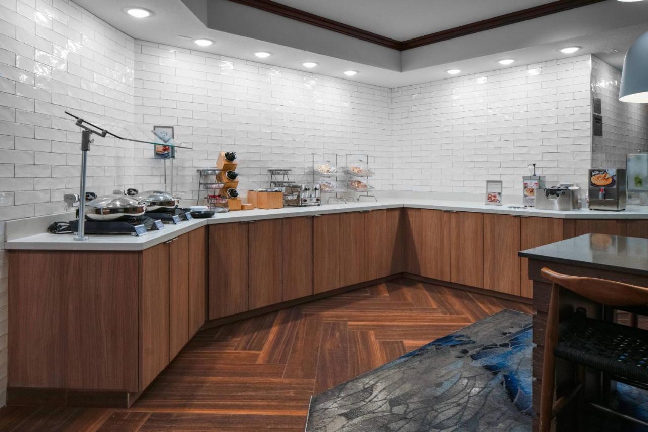  | Fairfield Inn & Suites Jefferson City