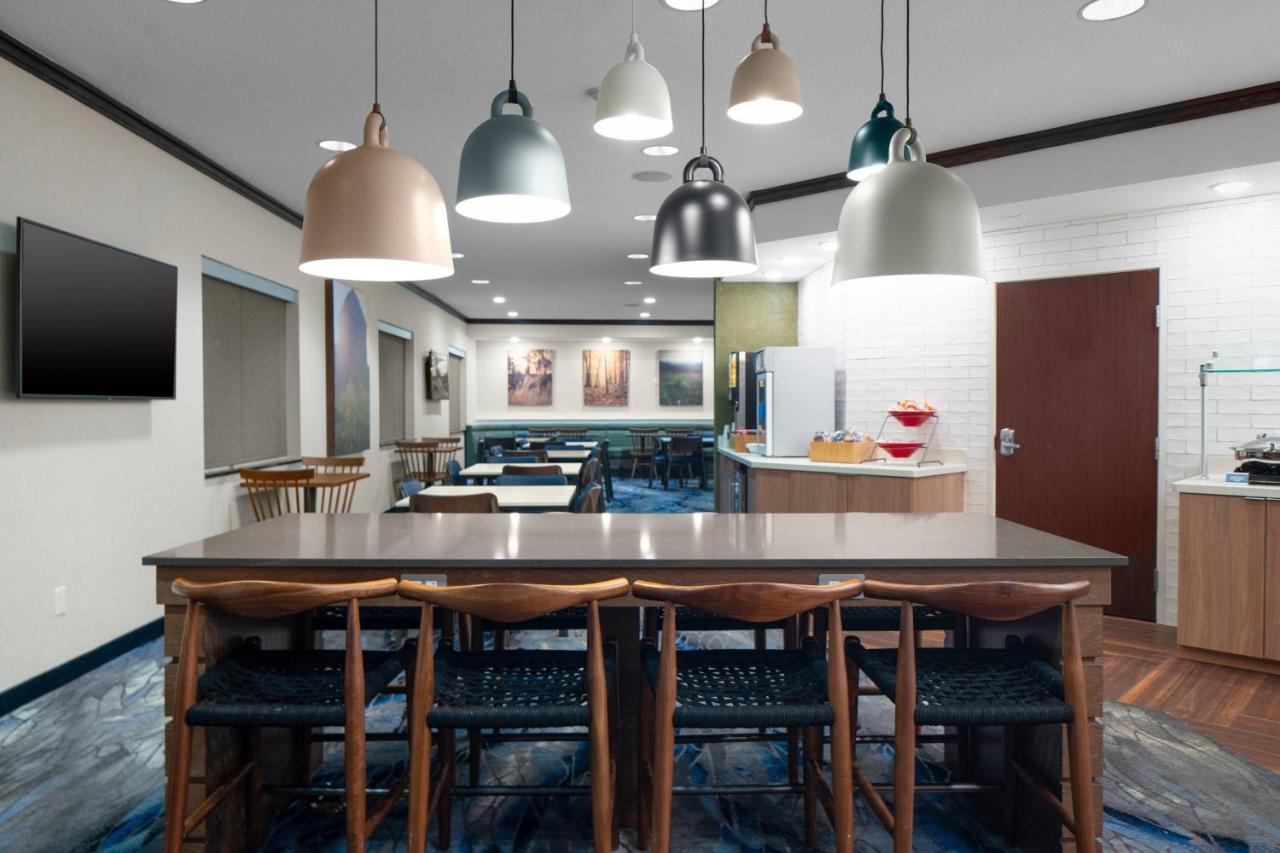  | Fairfield Inn & Suites Jefferson City