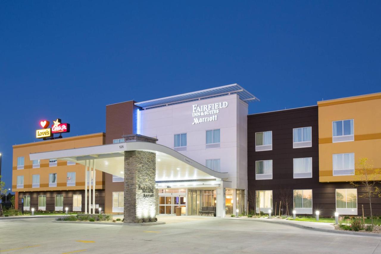 | Fairfield Inn & Suites by Marriott Burlington
