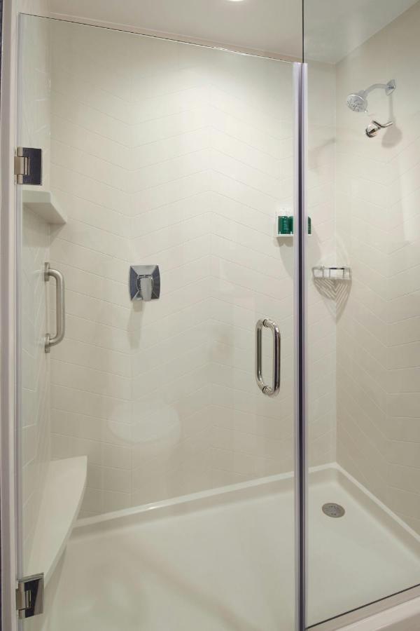 | Fairfield Inn & Suites by Marriott Midland