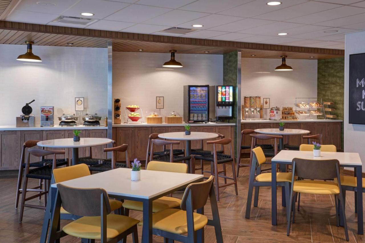 | Fairfield Inn & Suites by Marriott Midland