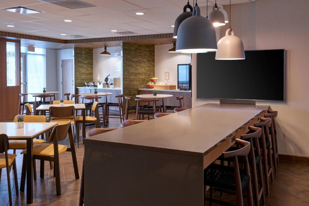 | Fairfield Inn & Suites by Marriott Midland