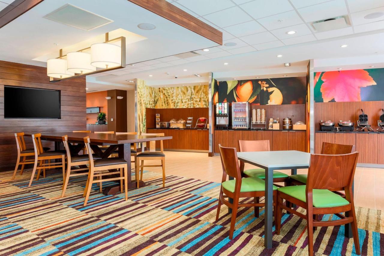 | Fairfield Inn & Suites by Marriott Decatur at Decatur Conference Center