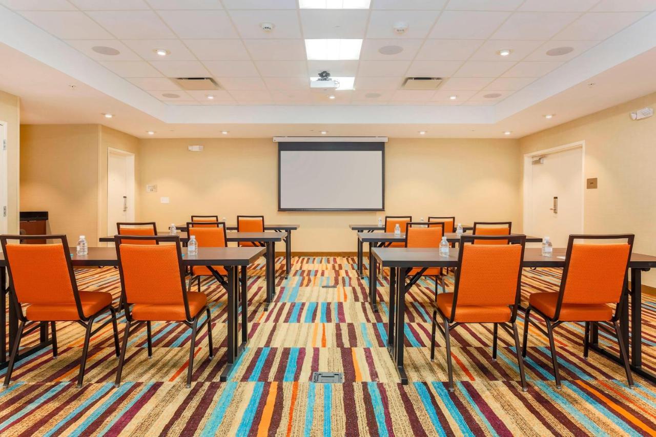 | Fairfield Inn & Suites by Marriott Decatur at Decatur Conference Center