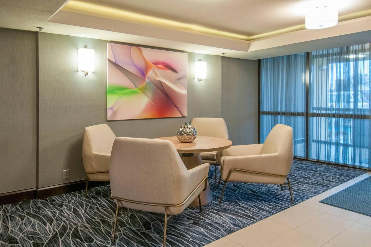 | Fairfield Inn & Suites by Marriott Dallas DFW Airport South/Irving