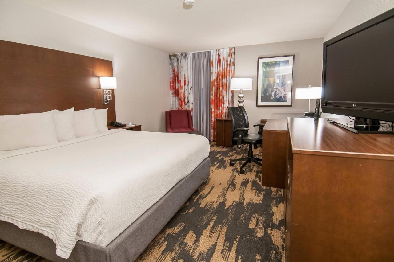 | Fairfield Inn & Suites by Marriott Dallas DFW Airport South/Irving
