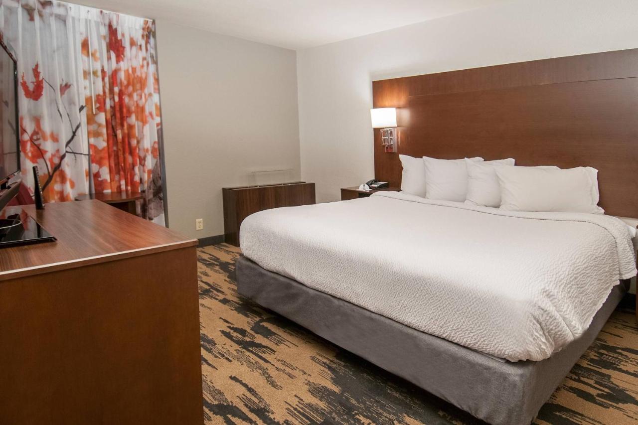| Fairfield Inn & Suites by Marriott Dallas DFW Airport South/Irving