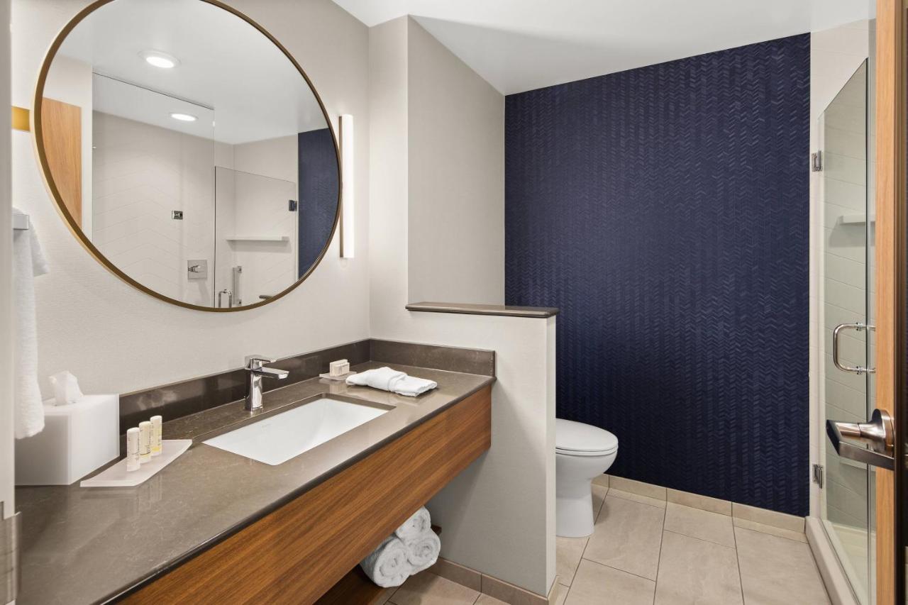 | Fairfield by Marriott Inn & Suites Duluth