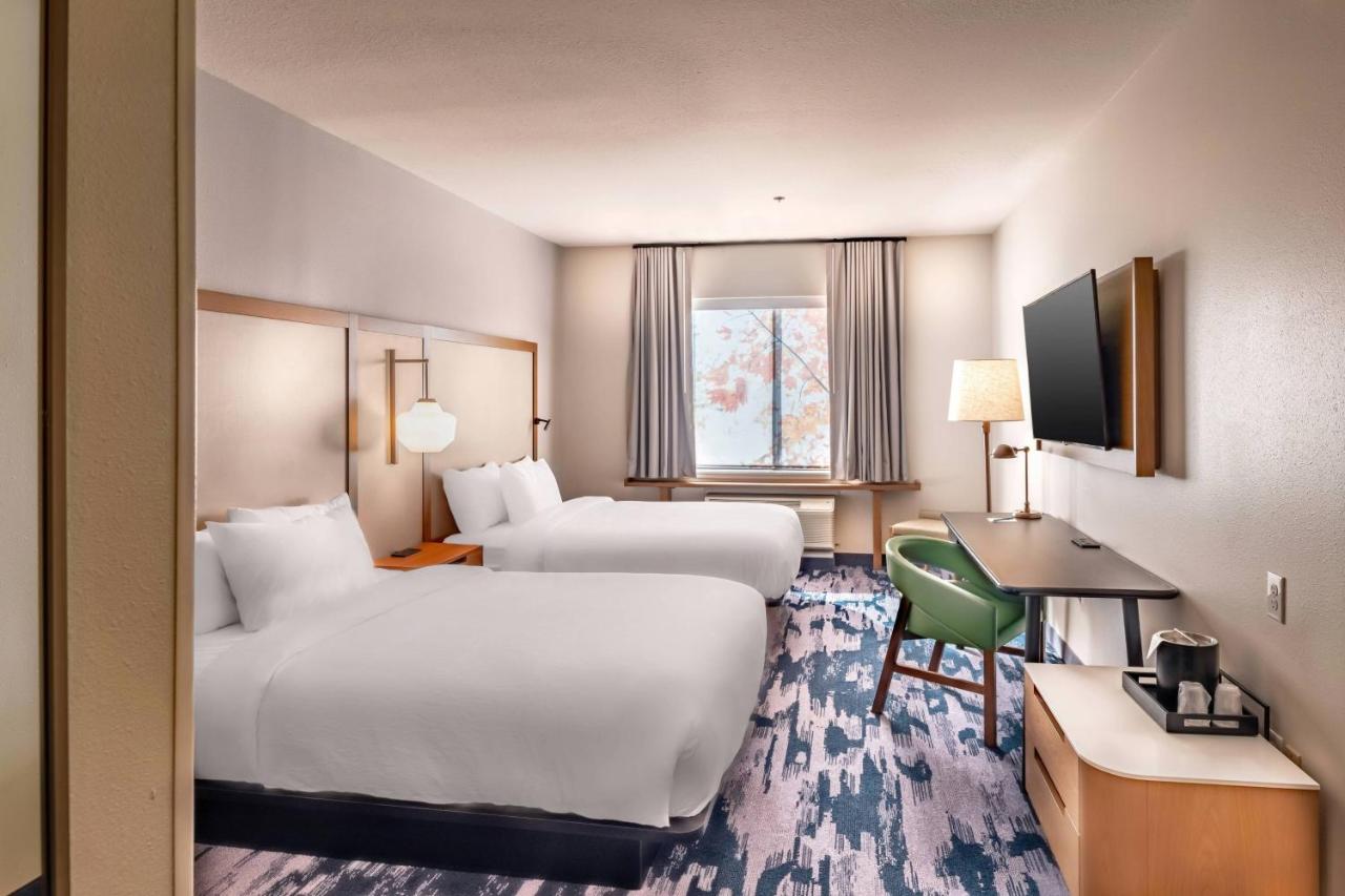 | Fairfield Inn & Suites by Marriott Fort Worth Northeast
