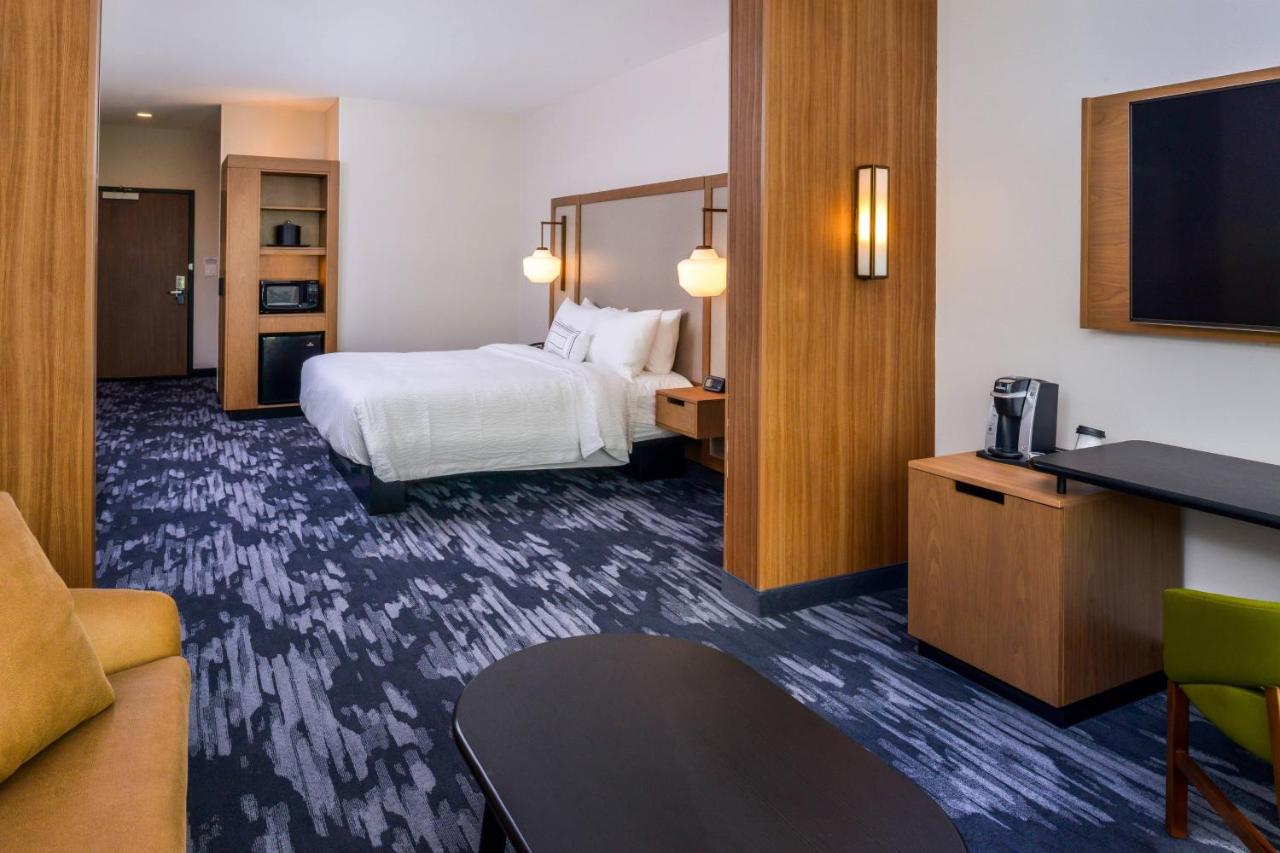 | Fairfield Inn & Suites by Marriott Fort Worth Southwest at Cityview