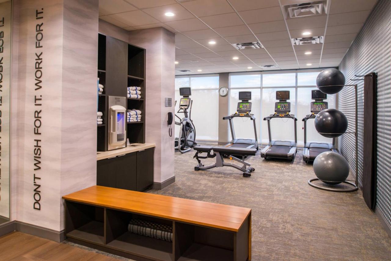 | Fairfield Inn & Suites by Marriott Fort Worth Southwest at Cityview