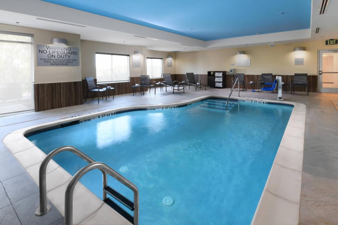 | Fairfield Inn & Suites by Marriott Fort Worth South/Burleson