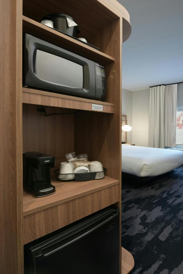 | Fairfield by Marriott Inn & Suites Dallas East