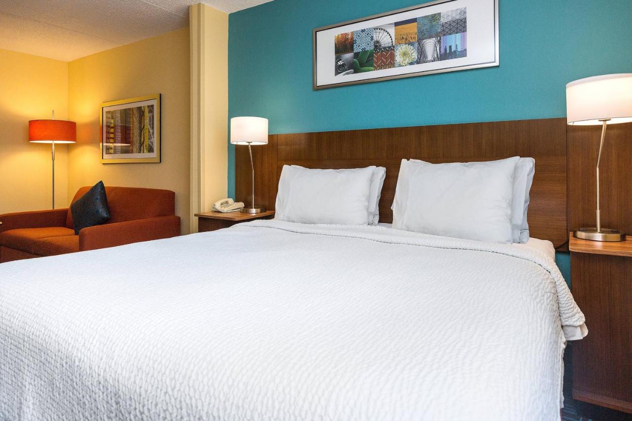 | Fairfield Inn & Suites Des Moines West