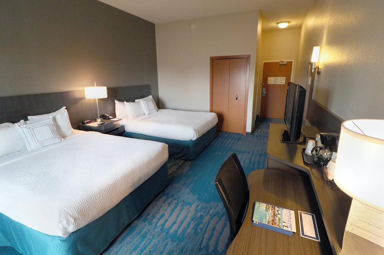 | Fairfield Inn & Suites by Marriott Des Moines Airport
