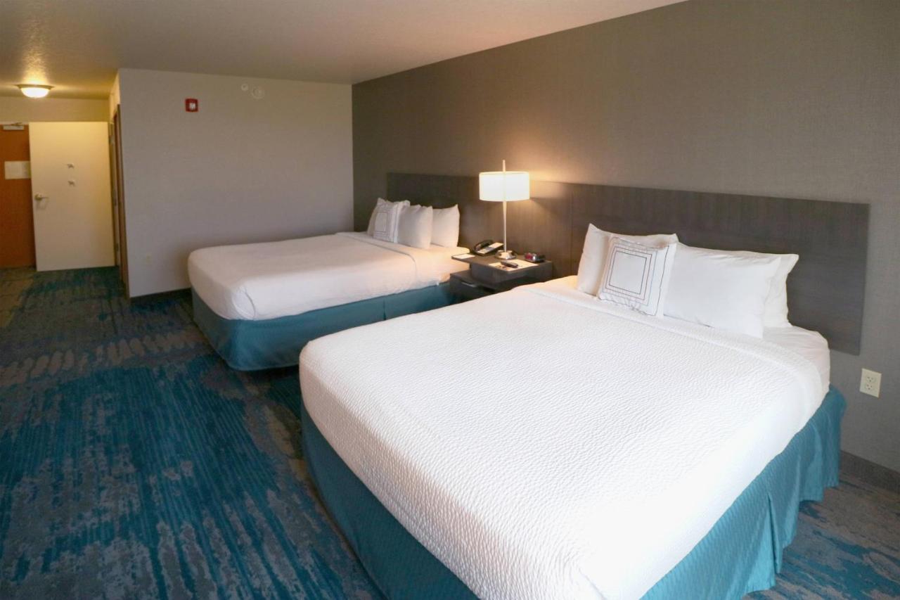 | Fairfield Inn & Suites by Marriott Des Moines Airport