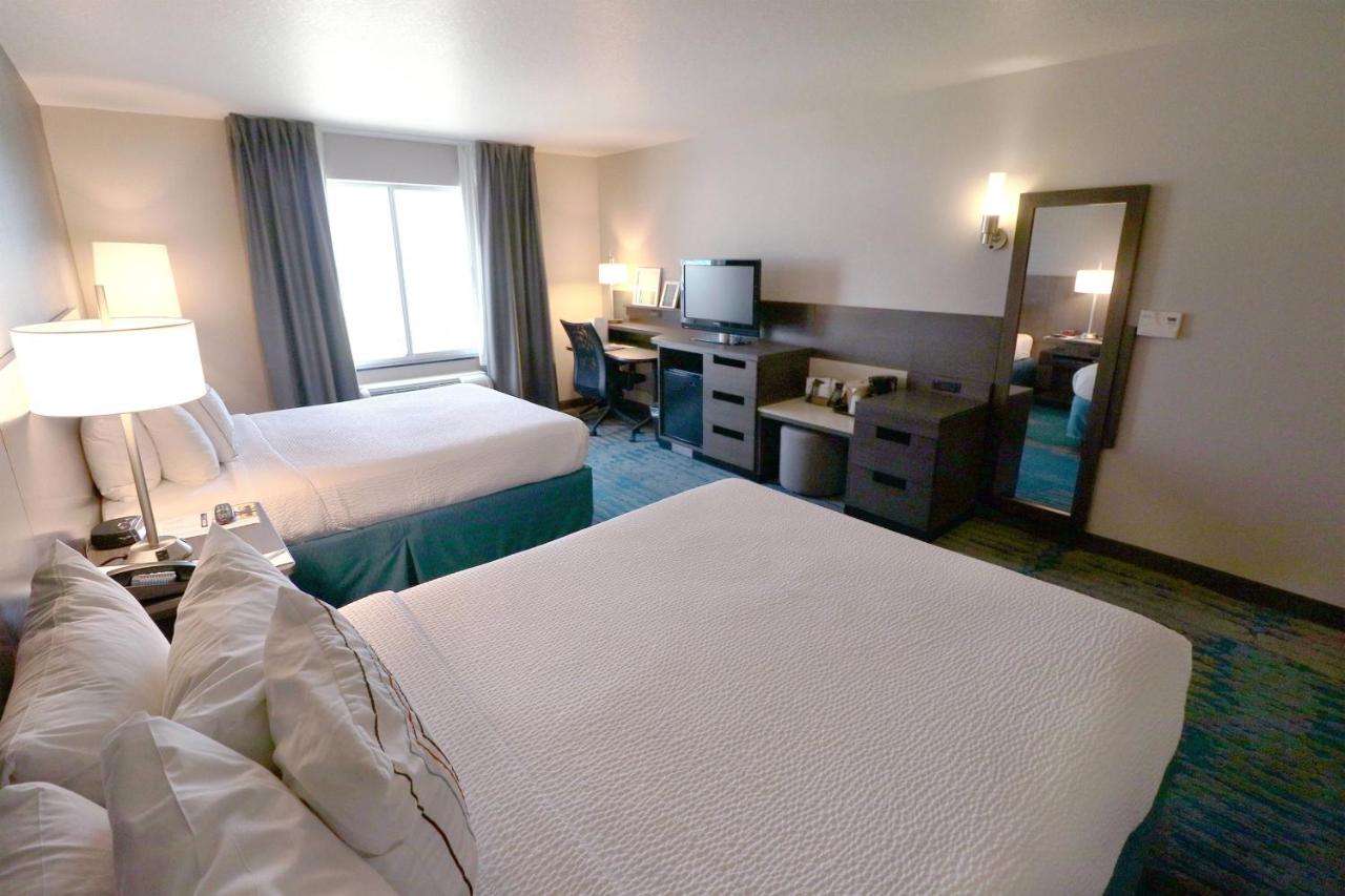 | Fairfield Inn & Suites by Marriott Des Moines Airport